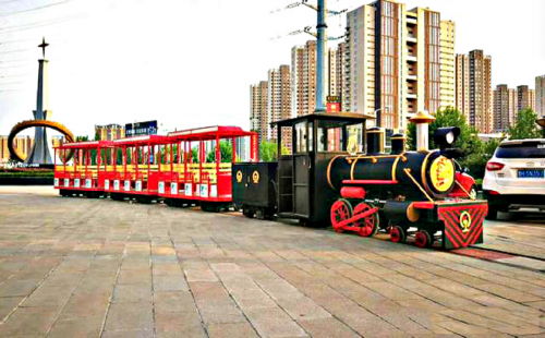 商業(yè)廣場里的72座電動(dòng)火車你坐過嗎？你想坐嗎？